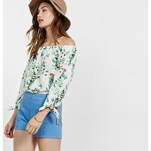 Express • off shoulder top